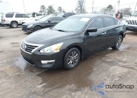 2015 Nissan Altima 2.5/S/Sv/Sl из США, поврежденный, VIN 1N4AL3APXFC584168